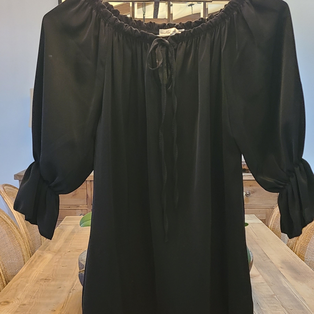 Black Puff Sleeve Ruffled Blouse